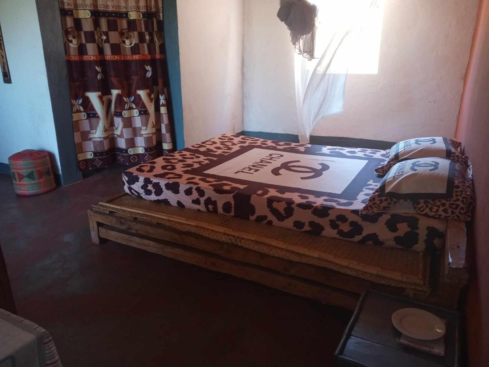 Ecolodge D'Isalo Ranohira Экстерьер фото